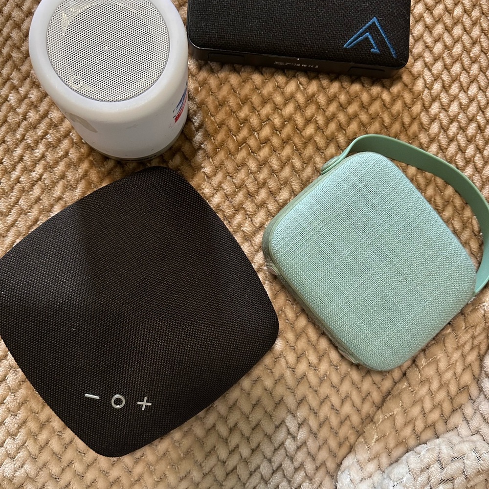 Portable Speakers Set